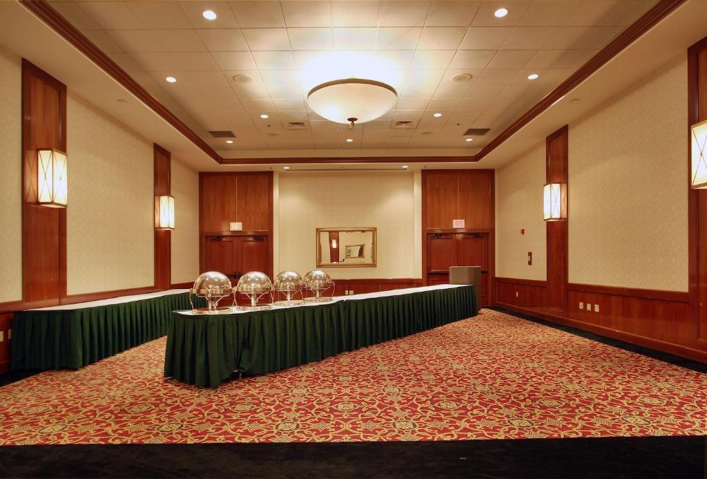 Hotel Mead Resorts & Conventions Center Wisconsin Rapids Zewnętrze zdjęcie